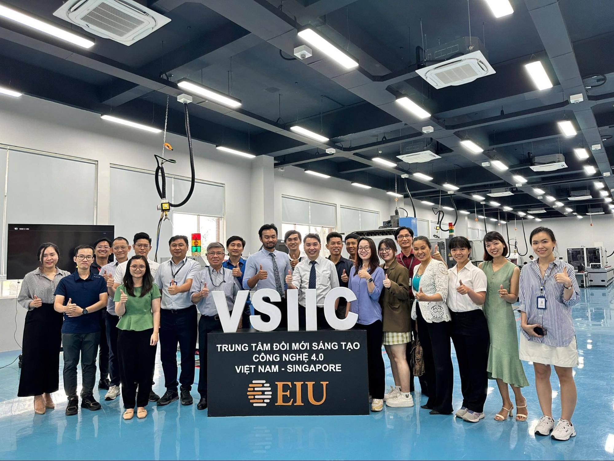 Chuyên gia đào tạo SIRI từ TUV SUD tới giảng dạy tại EIU