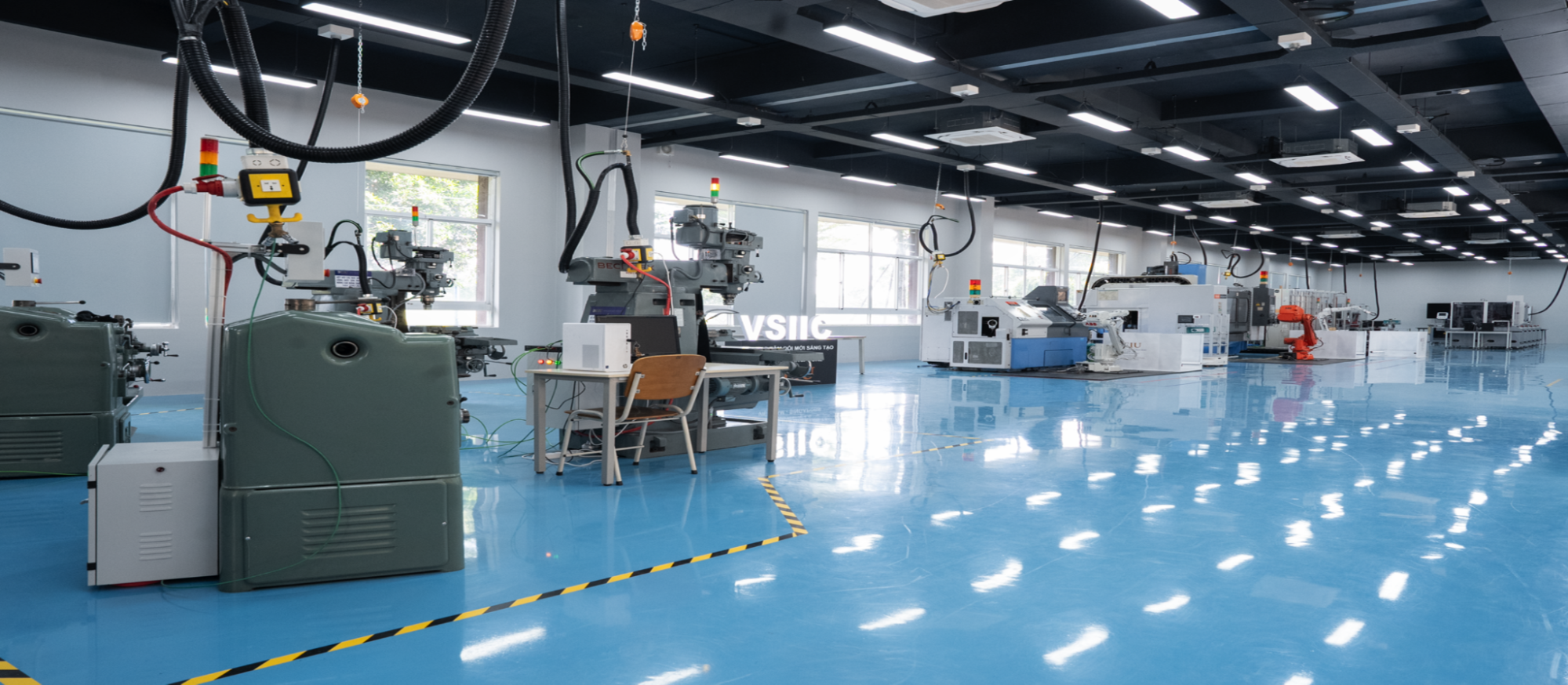 Cơ sở vật chất của IIC