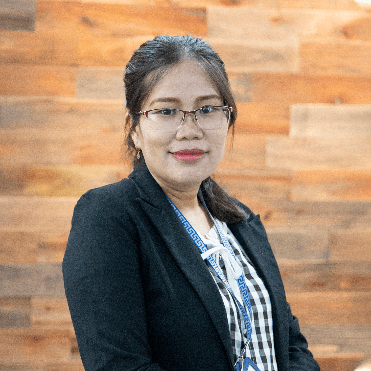 ha thi kim phung