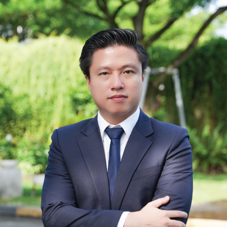 Nguyen Huu Khang | BBS | Eastern International University