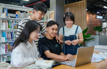 Chương trình đào tạo tại EIU