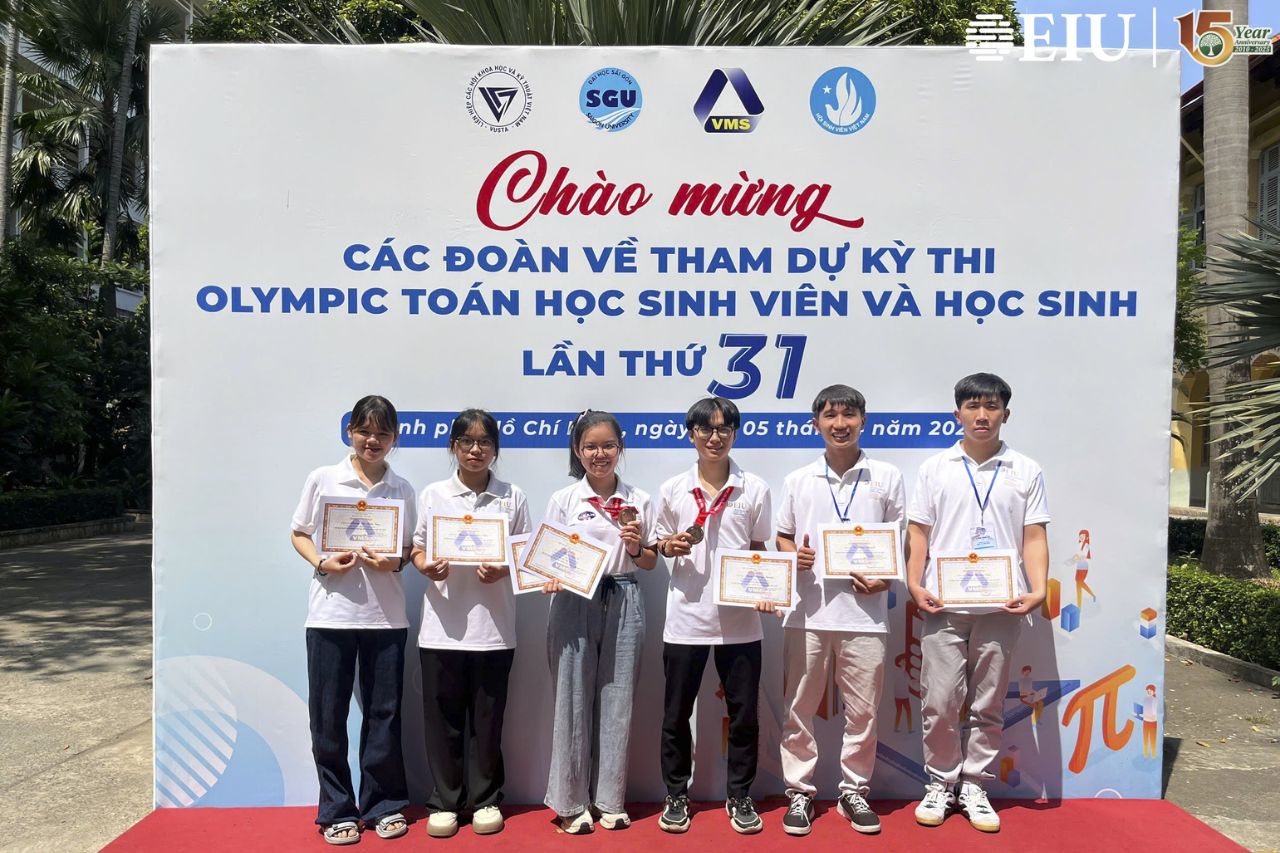 Sinh viên EIU tại Olympic toán học cho sinh viên học sinh toàn quốc lần thứ 31