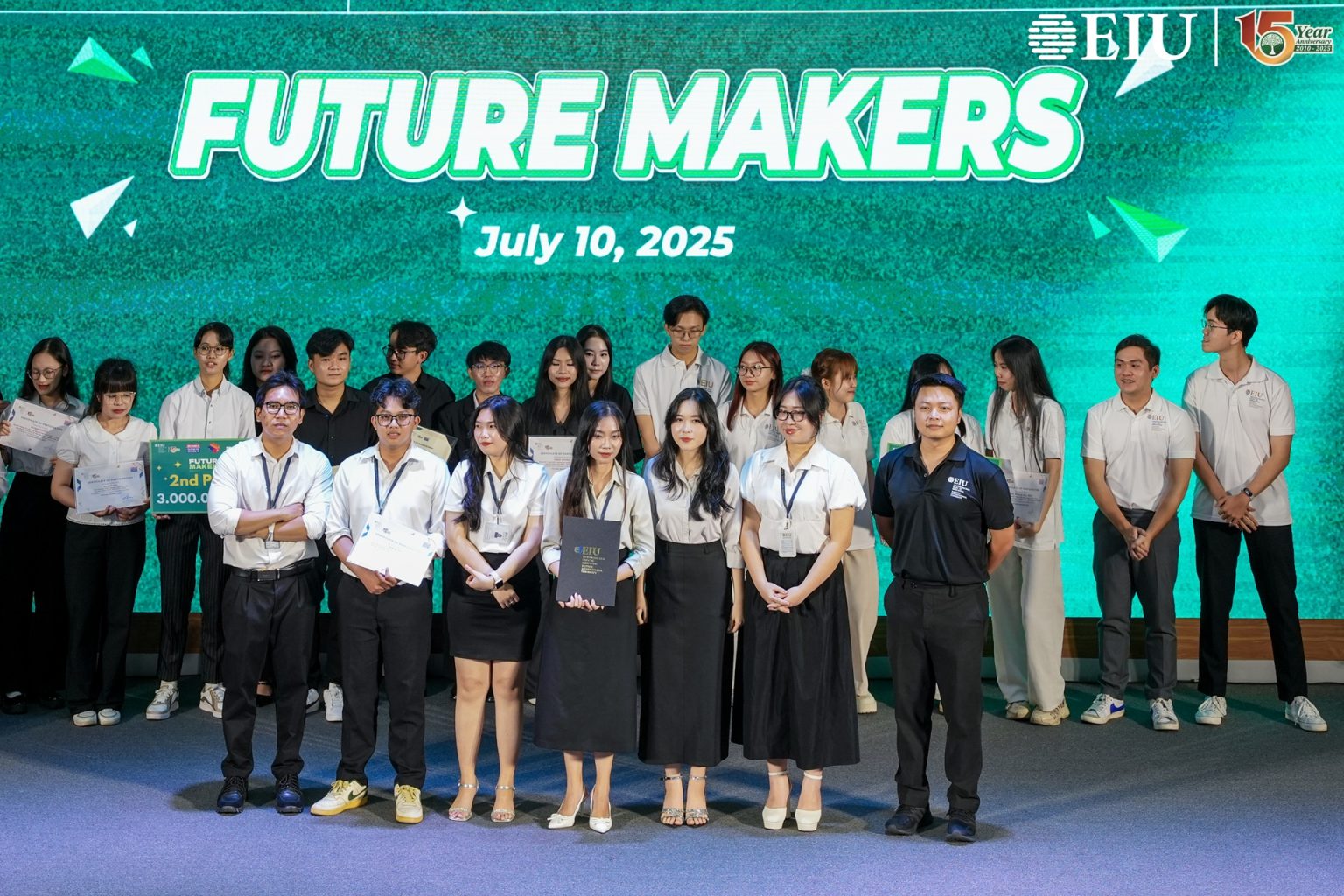 Quán quân Future Makers 2025 gọi tên The Magic Pill Box - Trường Đại ...