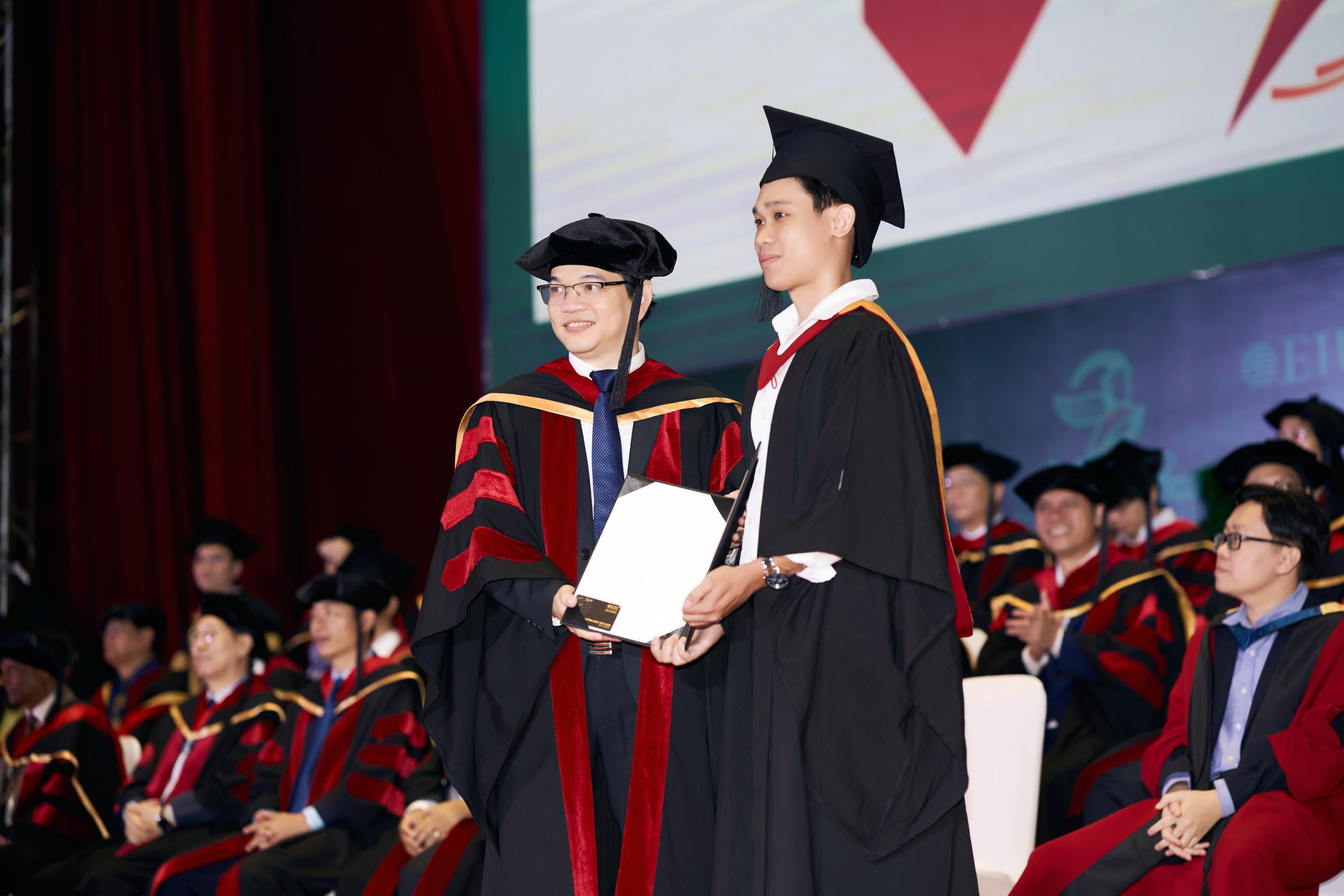Lễ tốt nghiệp 2025