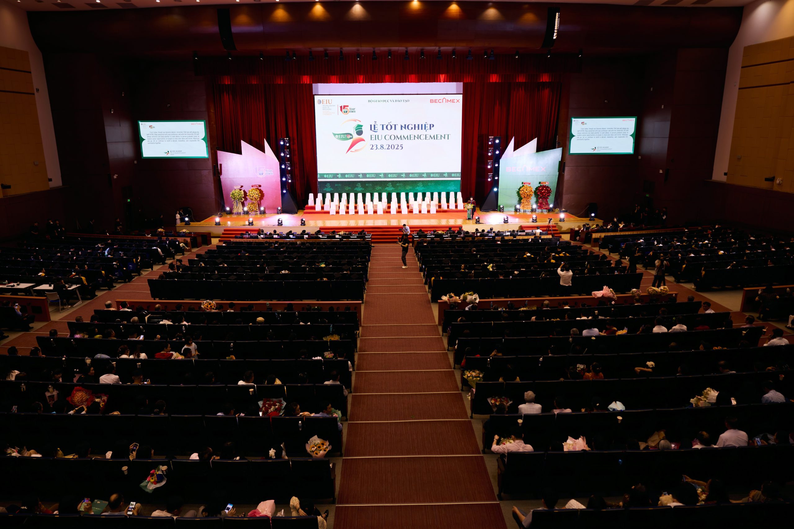 Lễ tốt nghiệp 2025