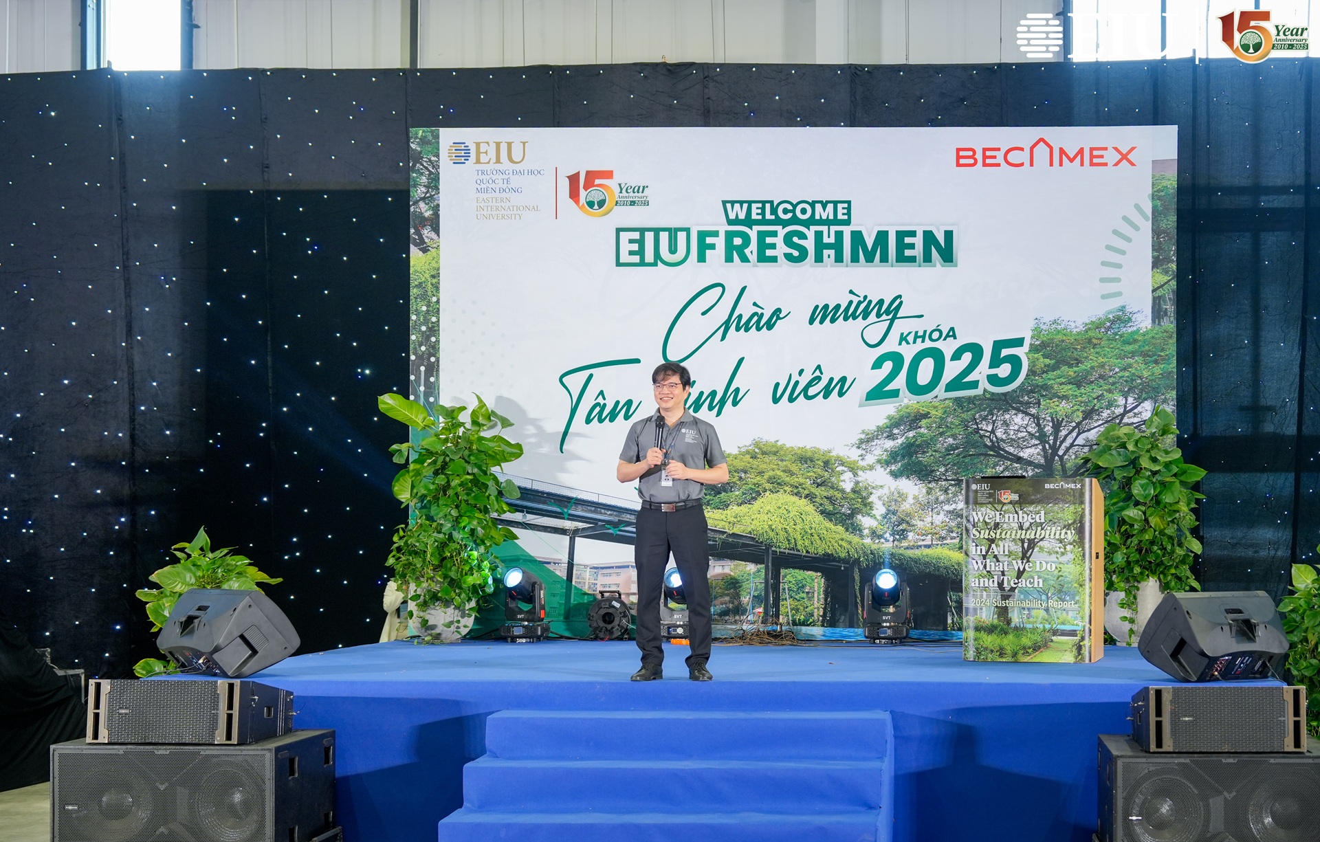 eiu-chao-don-tan-sinh-vien-2025 (6)