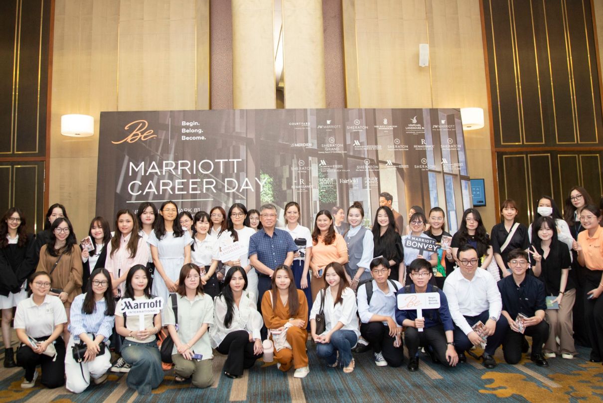 Kiến tập tại Marriott International Vietnam