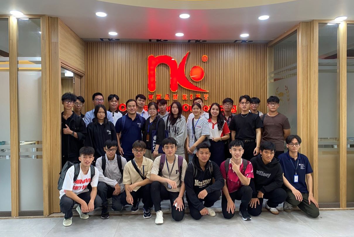 Kiến tập tại Công ty Nhân Kiệt