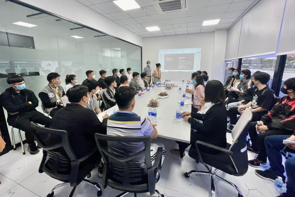 Kiến tập tại Công ty Zylux