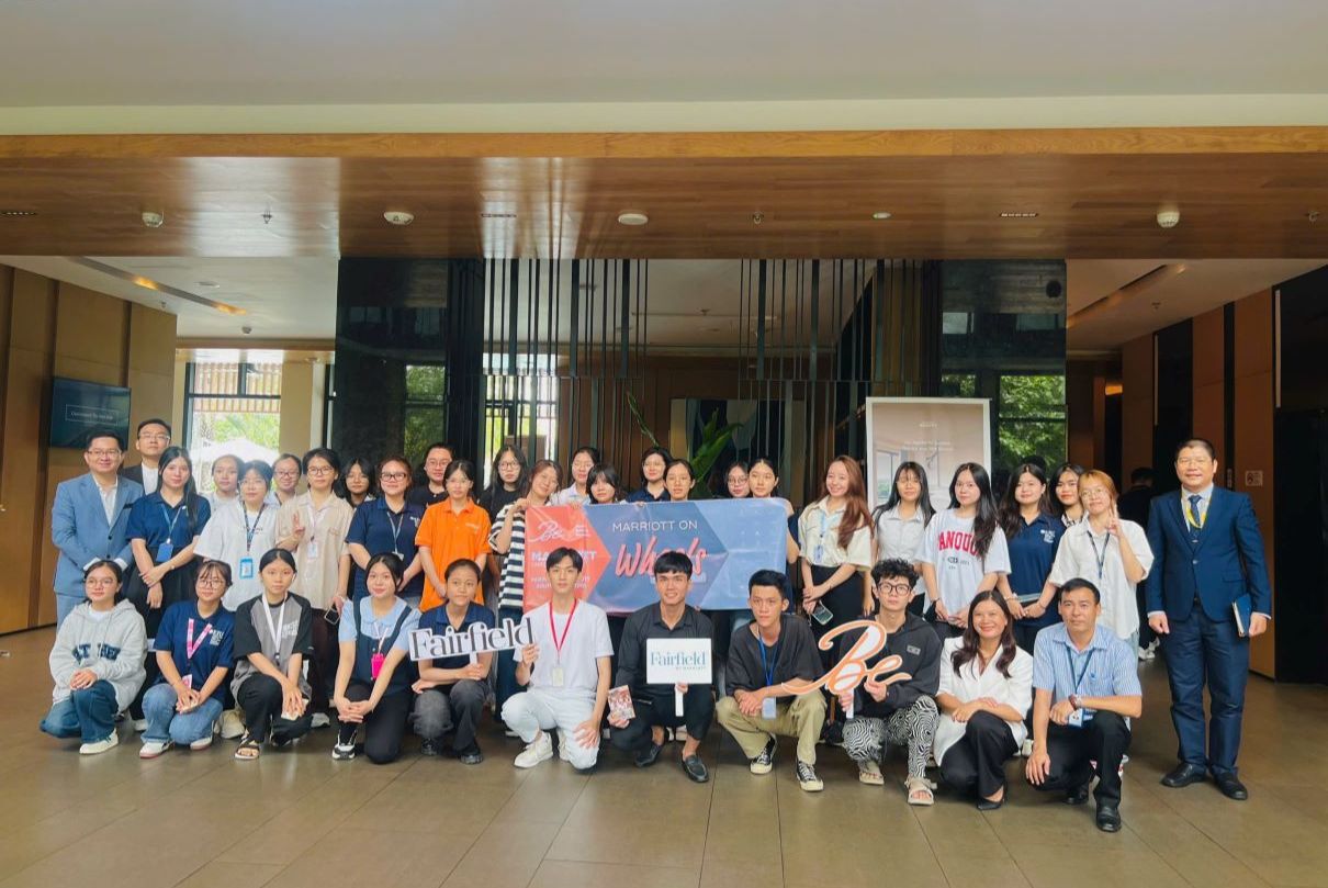 Kiến tập tại ks Fairfield by Marriott South BD