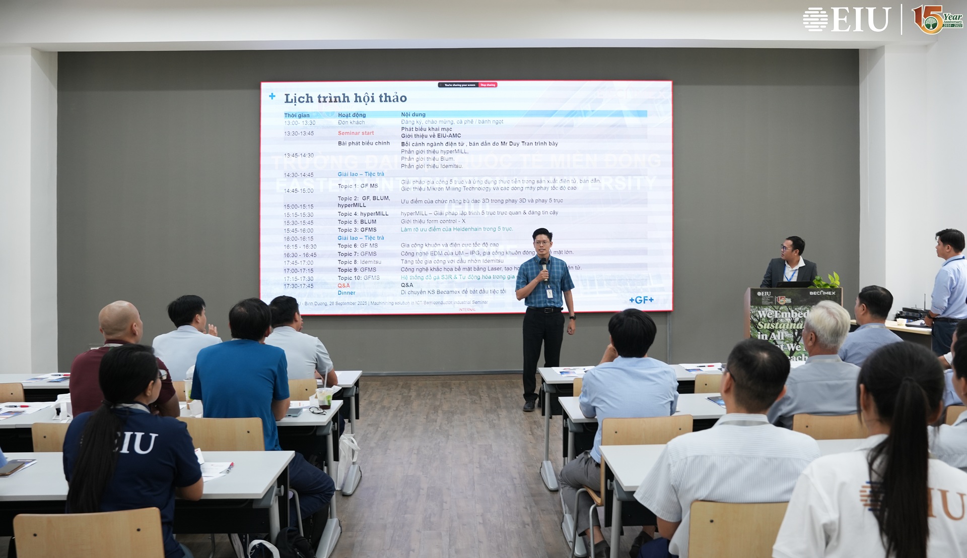 toa-dam-cong-nghe-5-truc-edm-laser-tu-dong-hoa (7)