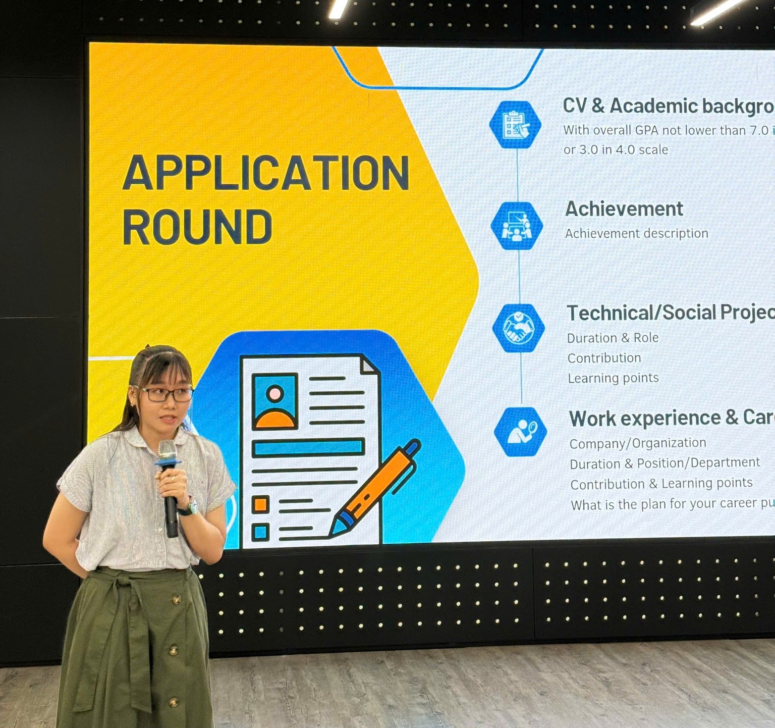 Chia sẻ cách ứng tuyển học bồng Amcham 2024