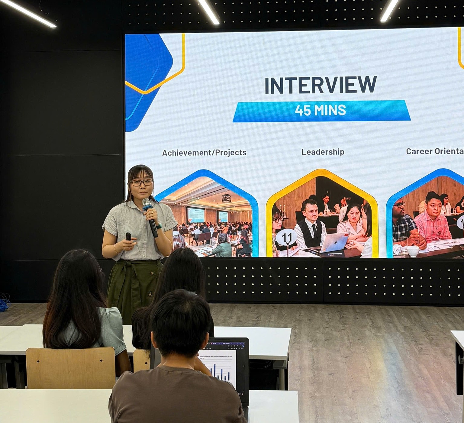 Chia sẻ cách ứng tuyển học bồng Amcham 2024